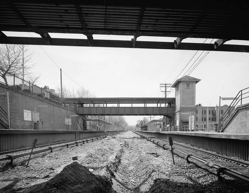 Tuckahoe Railroad Station, Tuckahoe New York 1988 VIEW SOUTH, AT TRACKS UNDER THE MAIN STREET VIADUCT