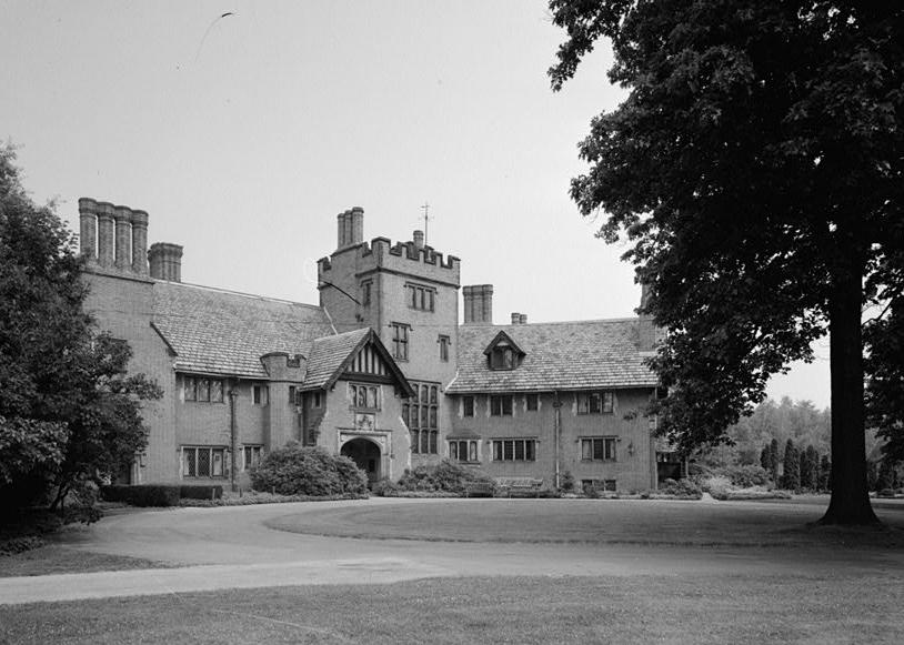 Stan Hywet Hall, Akron Ohio 1982 EAST FRONT, FROM SOUTH