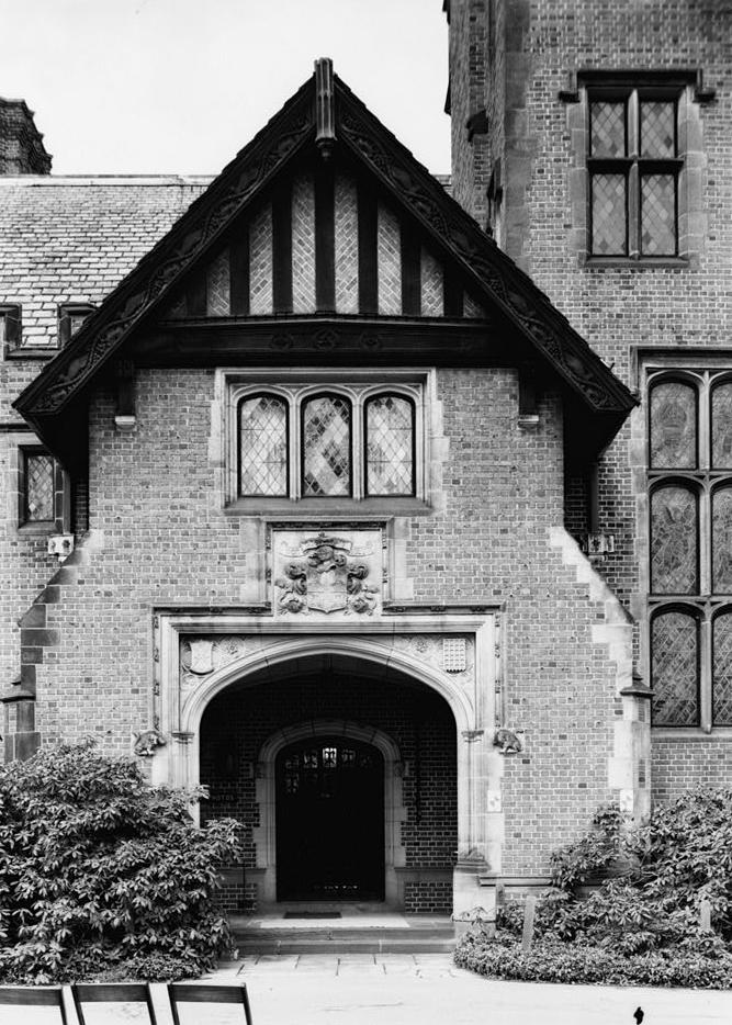 Stan Hywet Hall, Akron Ohio 1982 ENTRANCE TOWER EAST