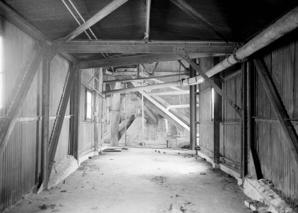 Quaker Oats Cereal Factory, Akron Ohio Interior view of the upper grain conveyor bridge. The conveyors which were situated toward the center of the enclosed bridge corridor had been removed several years earlier (1979)
