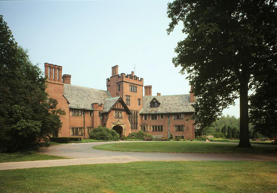 Stan Hywet Hall, Akron Ohio 1977 EAST FRONT, FROM SOUTH 