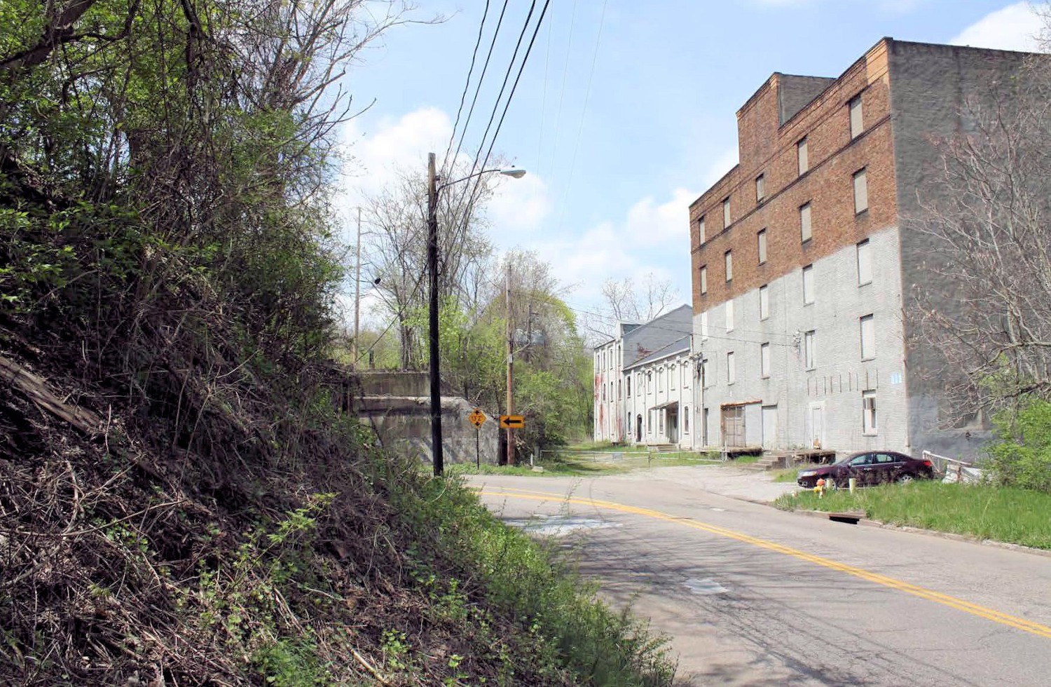 Akron Soap Company - Pioneer Cereal, Akron Ohio South elevation, with the railway line to the left (2013)