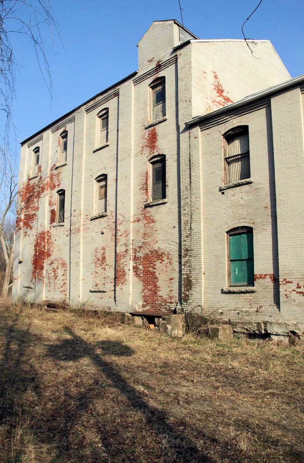 Akron Soap Company - Pioneer Cereal, Akron Ohio South elevation of the 3 story wing (2013)