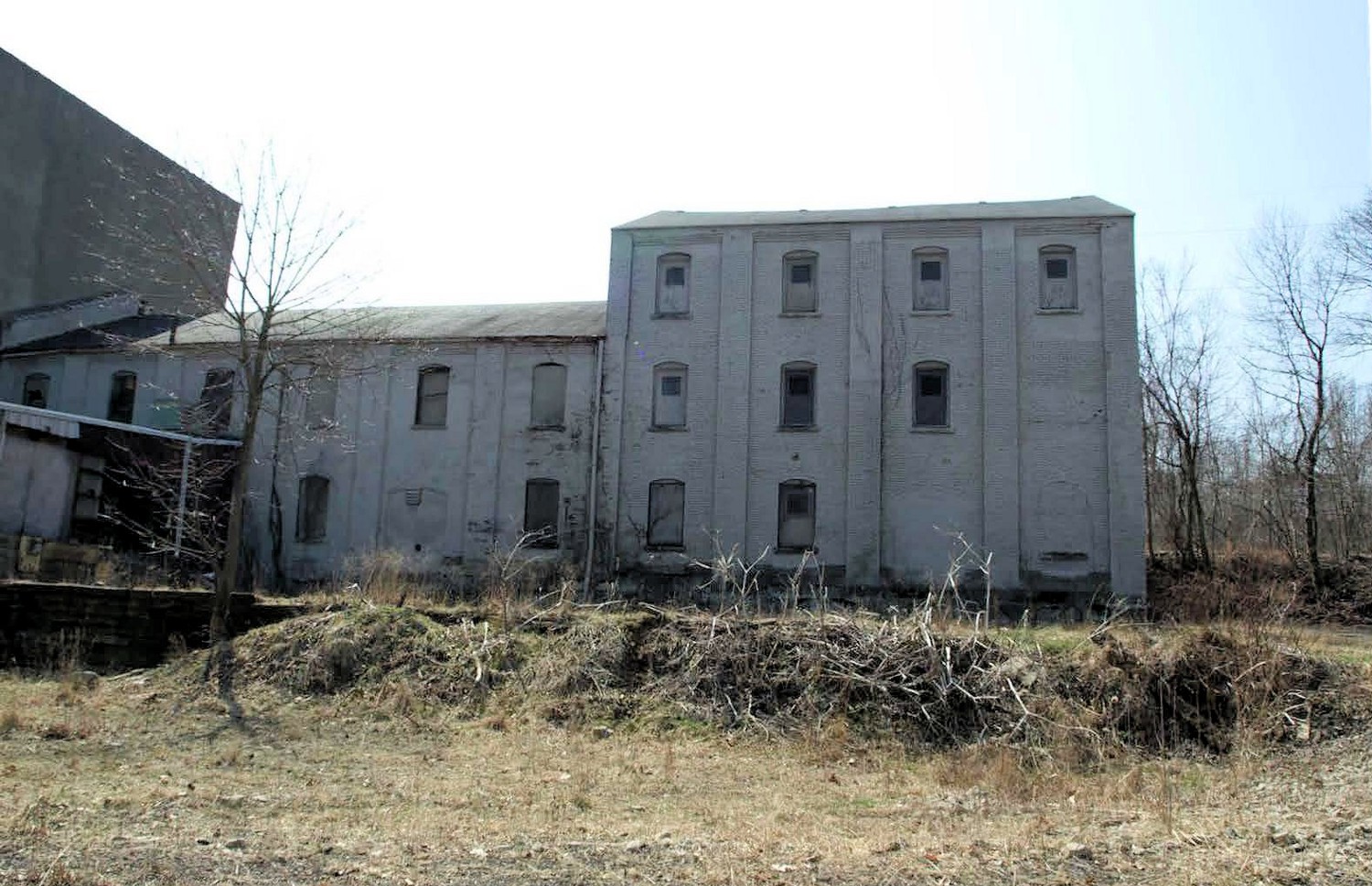 Akron Soap Company - Pioneer Cereal, Akron Ohio North elevation (2013)