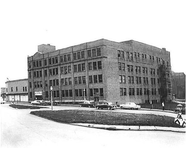 Firestone Tire and Rubber Company, Akron Ohio Club House (1961)