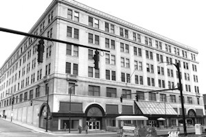 O'Neil's Department Store, Akron Ohio