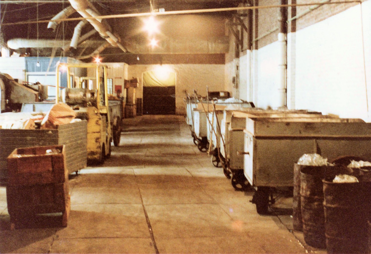 Imperial Glass Company, Bellaire Ohio Mixing room looking east (1983)