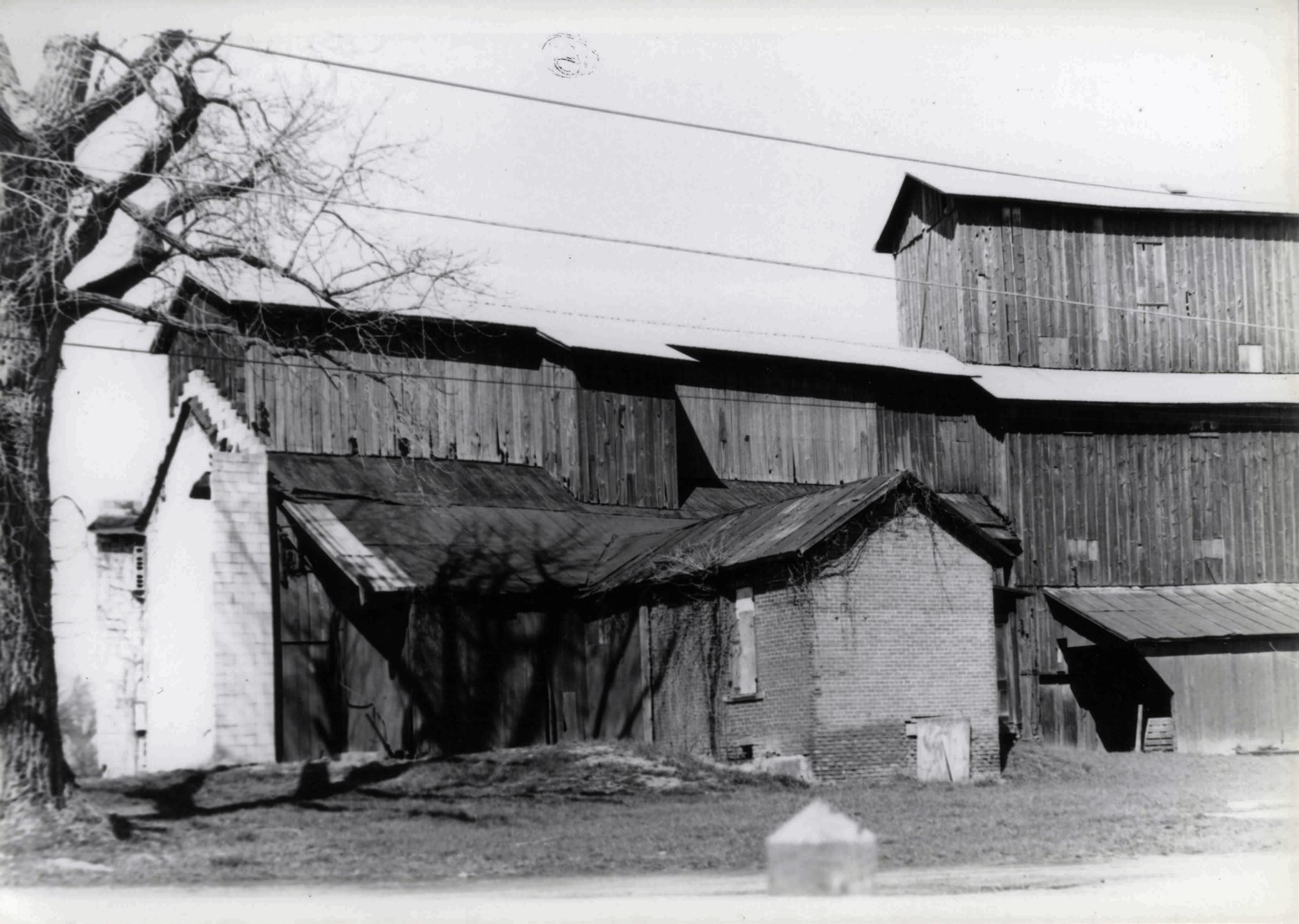 O.P. Chaney Grain Elevator, Canal Winchester Ohio West section, South elevation (1987)