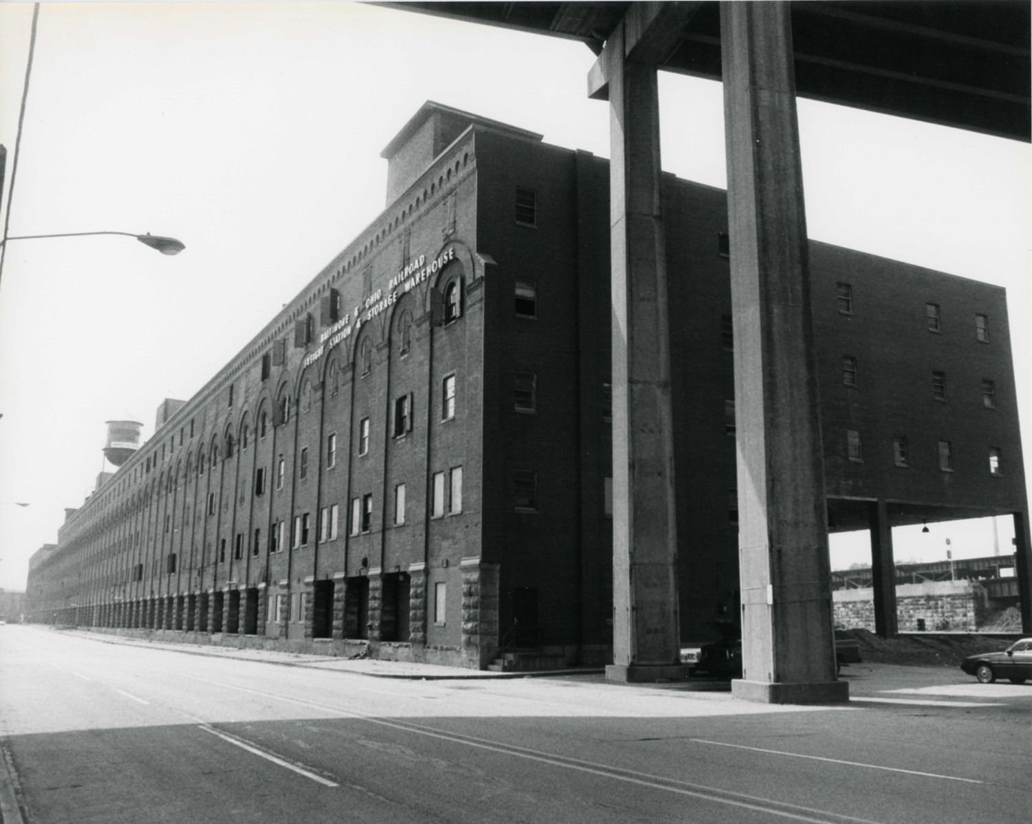B & O Freight Terminal, Cincinnati Ohio Looking west along 2<sup>nd</sup> Street at east and south side facades (1986)