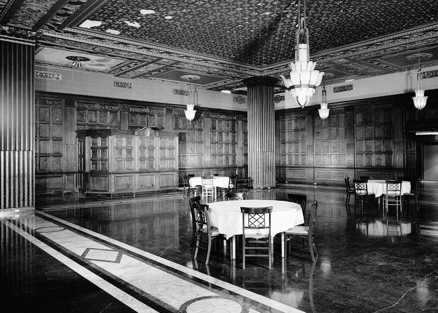 Terminal Tower Building - Cleveland Union Terminal, Cleveland Ohio 1987  ENGLISH OAK ROOM, VIEW TO SOUTHWEST