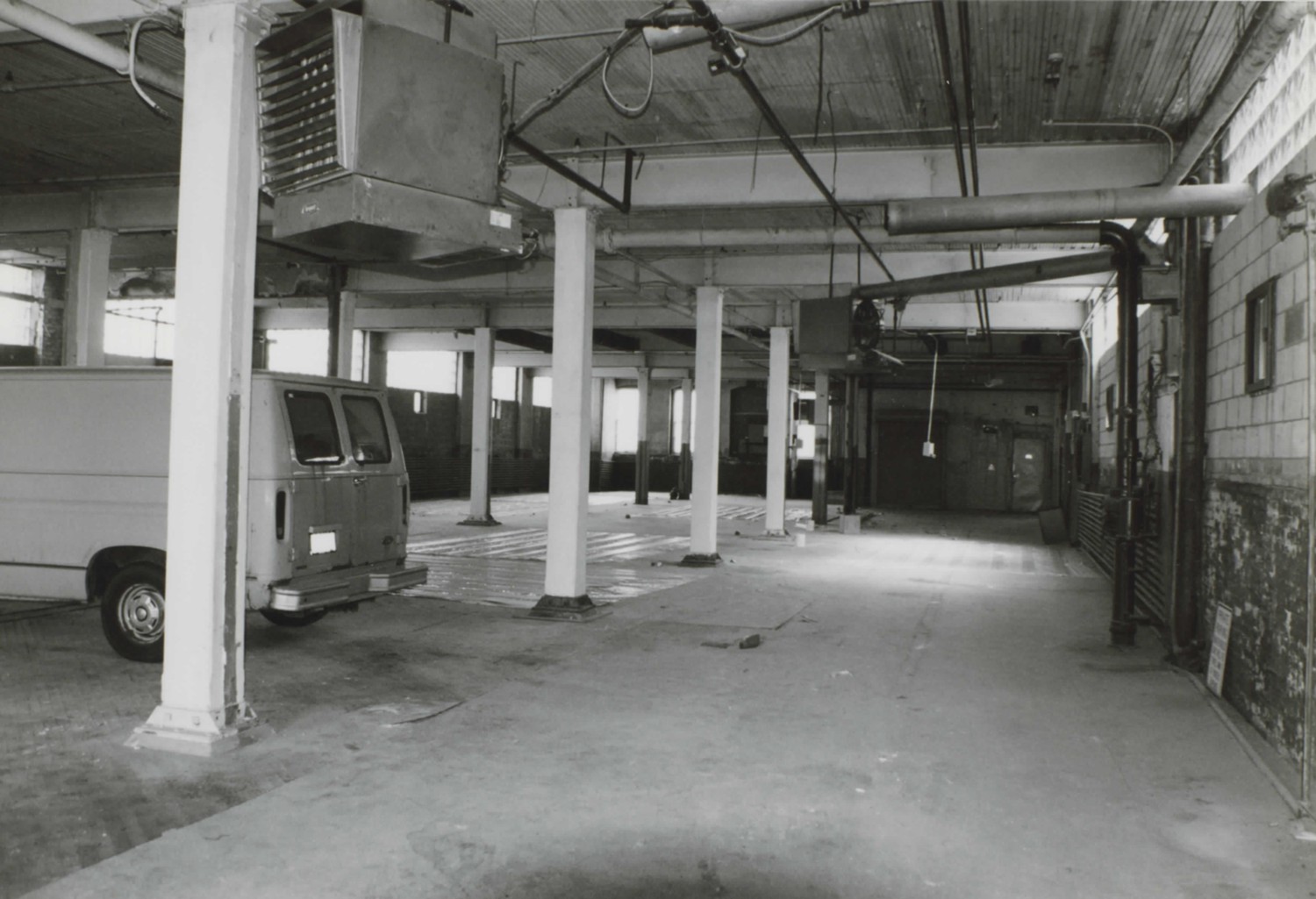 Federal Knitting Mills Building, Cleveland Ohio First floor (1999)