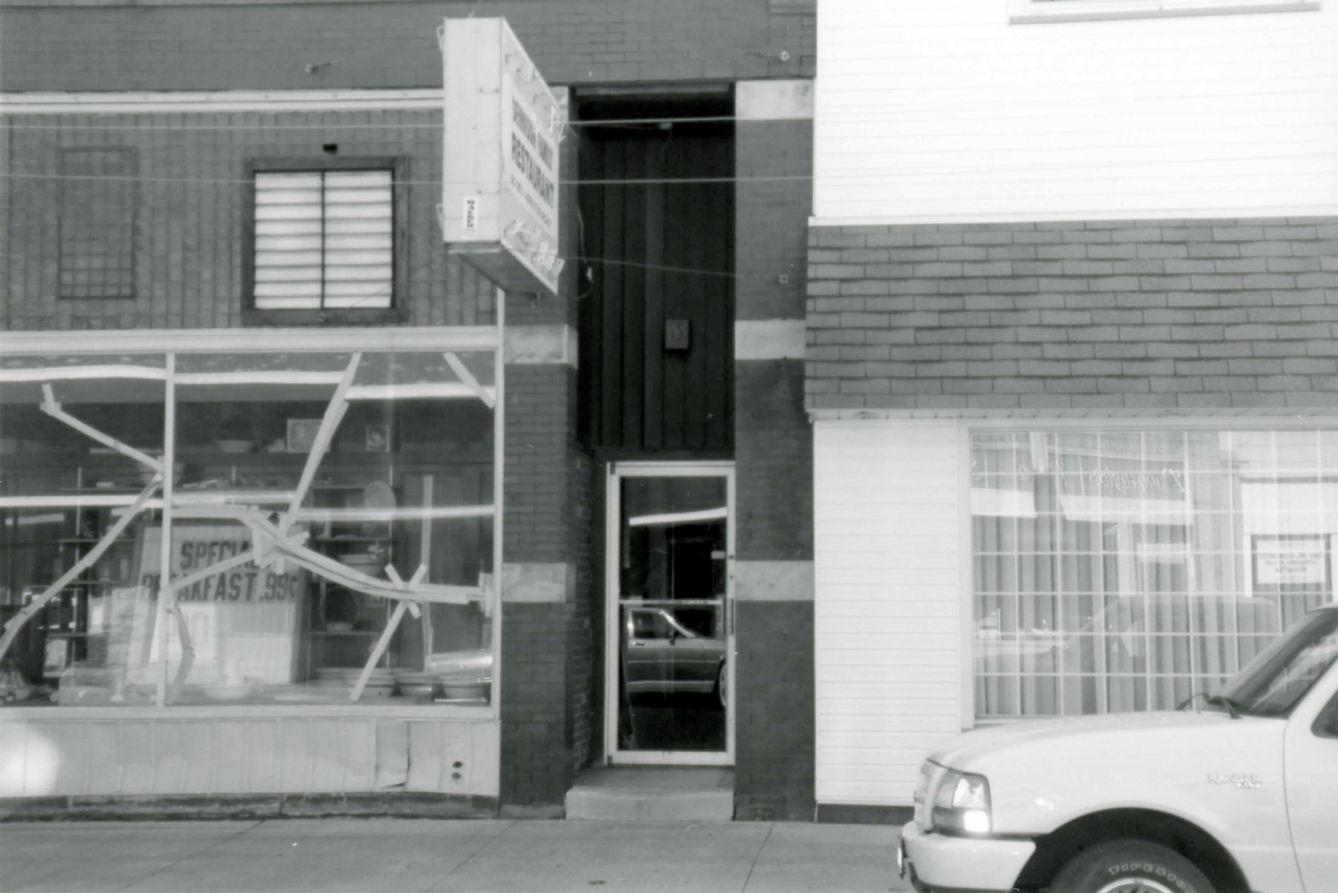 T. Lanning & Company Department Store, Dennison Ohio View on south elevation of restaurant entrance (1999)
