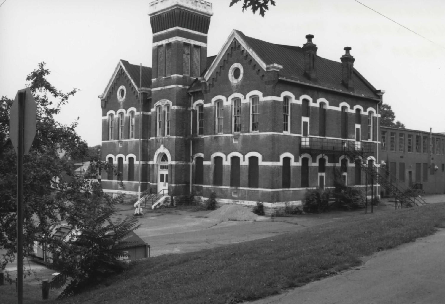 Higginsport School, Higginsport Ohio East (front) and north elevations, looking southwest (1998)