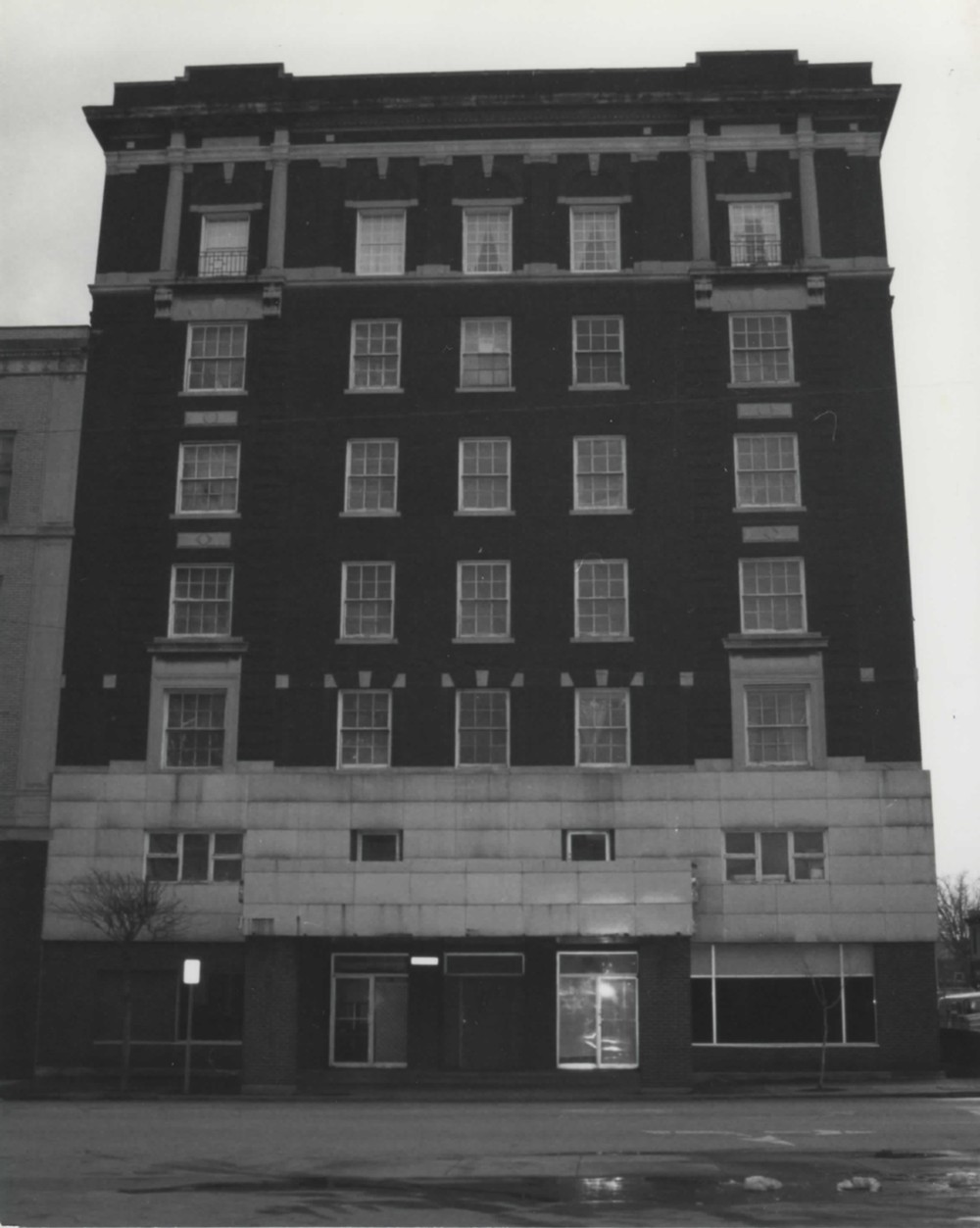 Marting Hotel, Ironton Ohio North elevation - Park Avenue entrance (1998)
