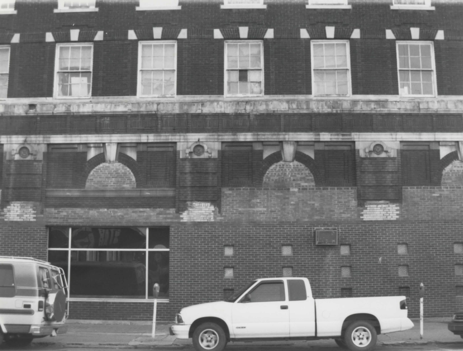 Marting Hotel, Ironton Ohio West elevation - first and second floor areas, mid-section (1998)