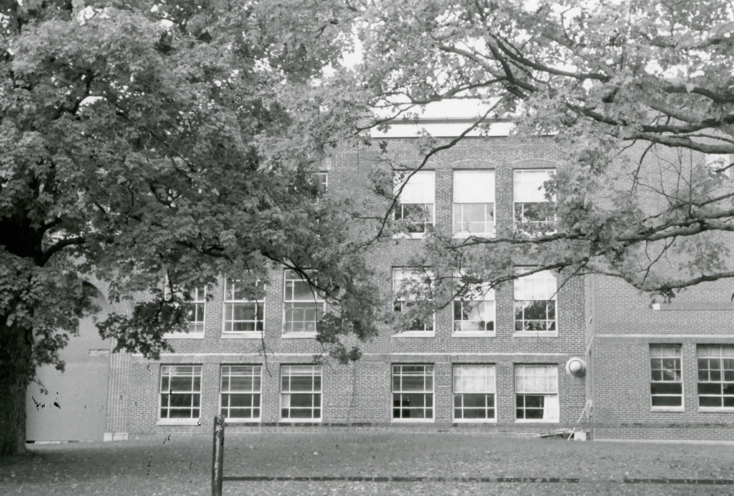 Springfield Township School, Ontario Ohio Facade north (2002)