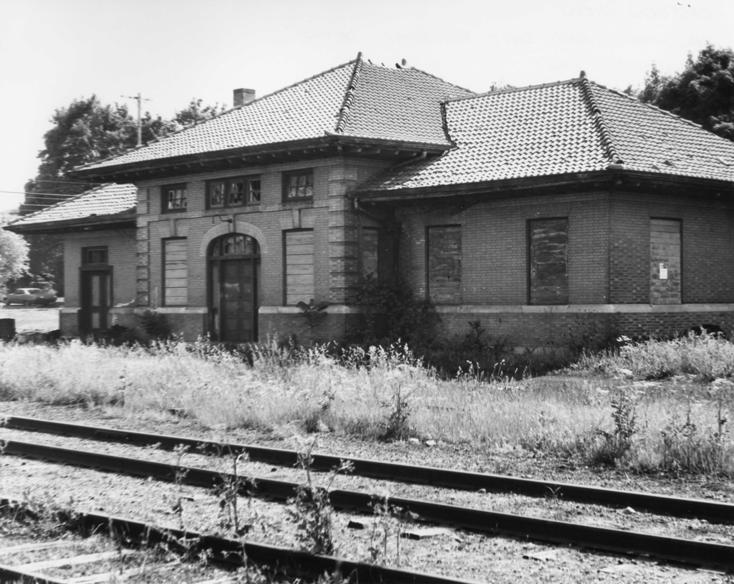Baltimore and Ohio Railroad Train Depot, Sandusky Ohio  (1977)
