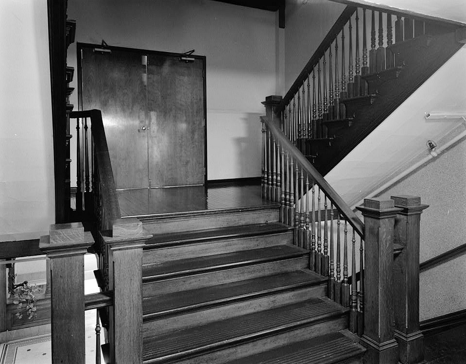 Odd Fellows Home of Ohio, Springfield Ohio SECOND FLOOR LANDING, MAIN BUILDING, CENTRAL STAIR 1987