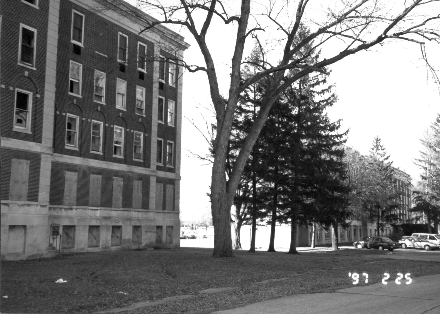 Lucas County Hospital and Nurse's Home, Toledo Ohio Looking from front of hospital westerly toward Nurse's Home (1997)
