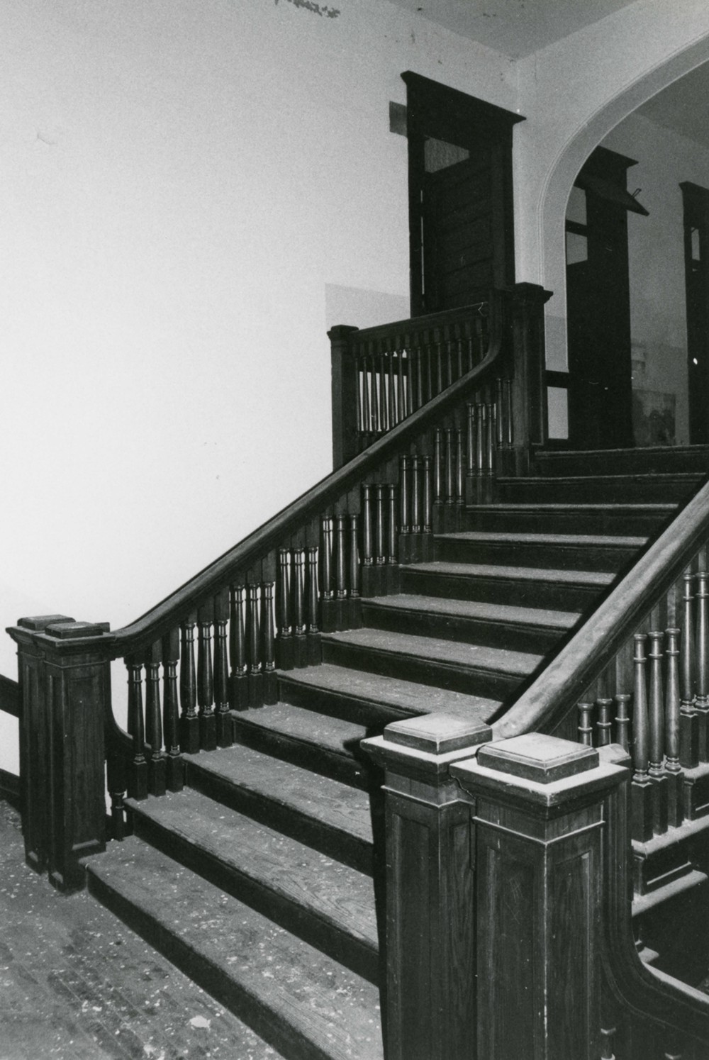 Walnut Street Elementary School, Wooster Ohio Stairway landing looking toward second floor (1983)