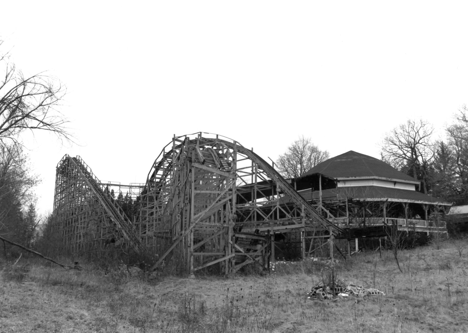 Wildcat roller coaster and the merry-go-round, looking northeast (1992)