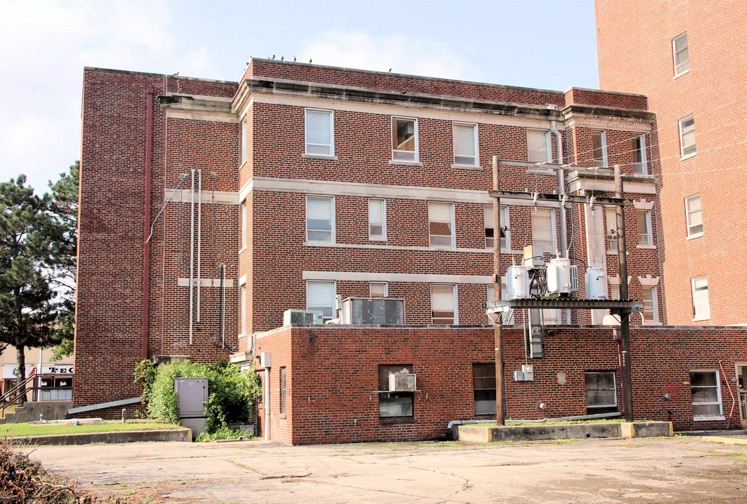 Washington County Memorial Hospital, Bartlesville Oklahoma 1922 Hospital North Elevation East A Bay with added Fire Stair and One-Story Mechanical Wing (2013)