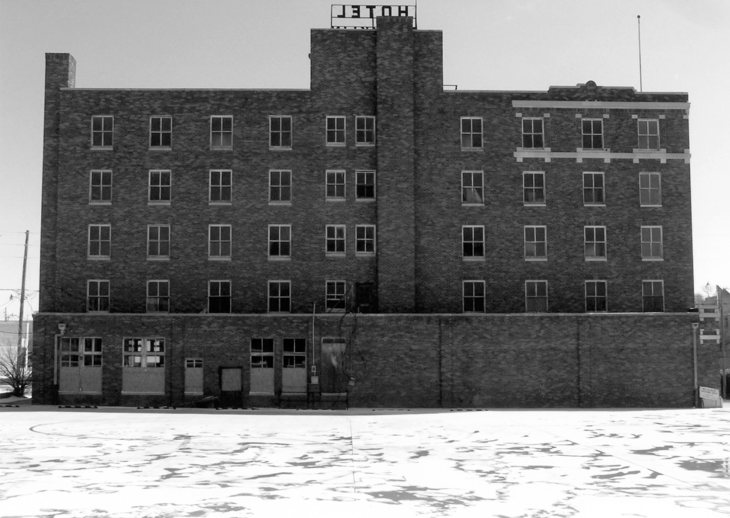 Hotel Franklin, Mangum Oklahoma West elevation (2007)
