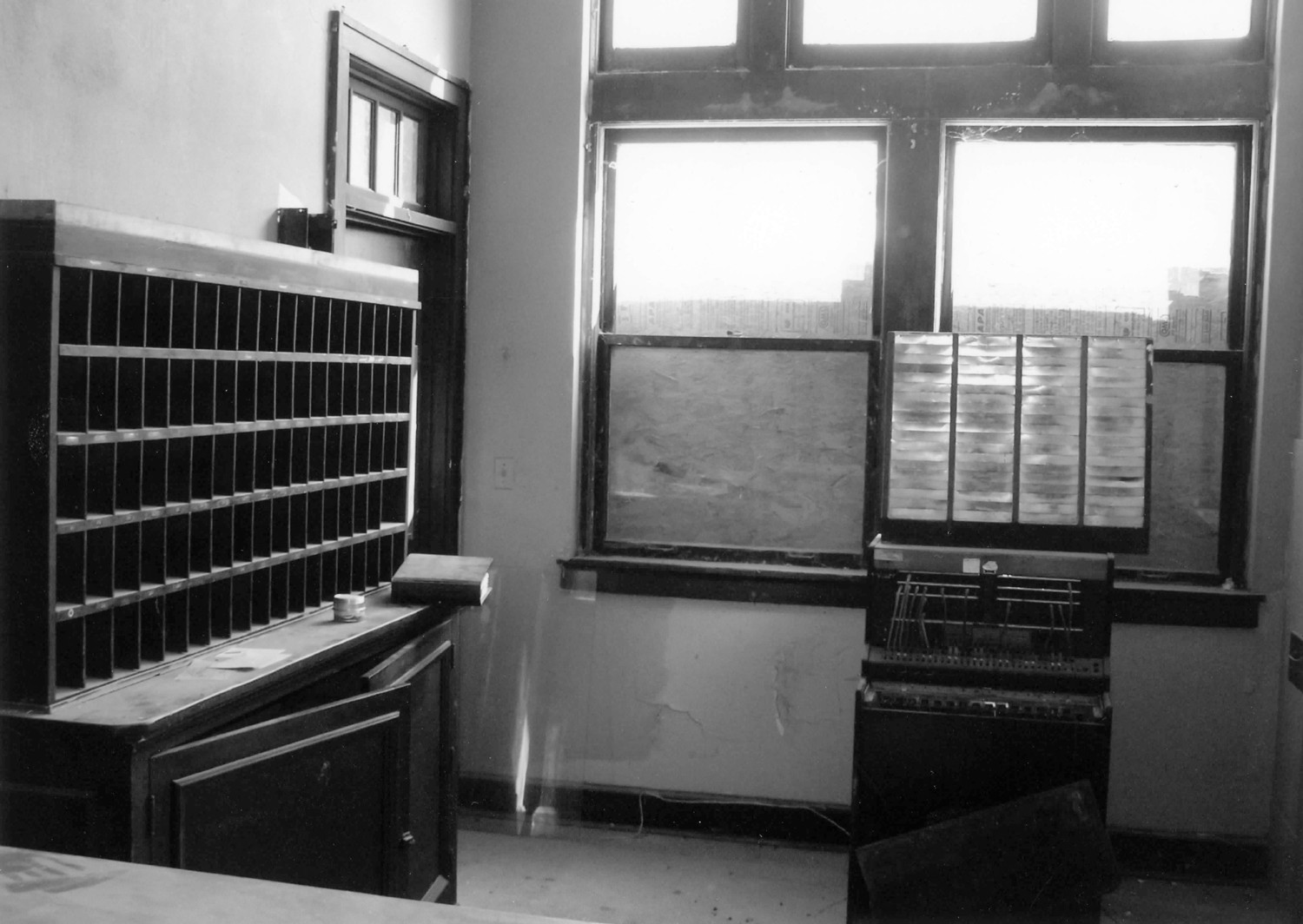 Hotel Franklin, Mangum Oklahoma Check-in desk (2007)