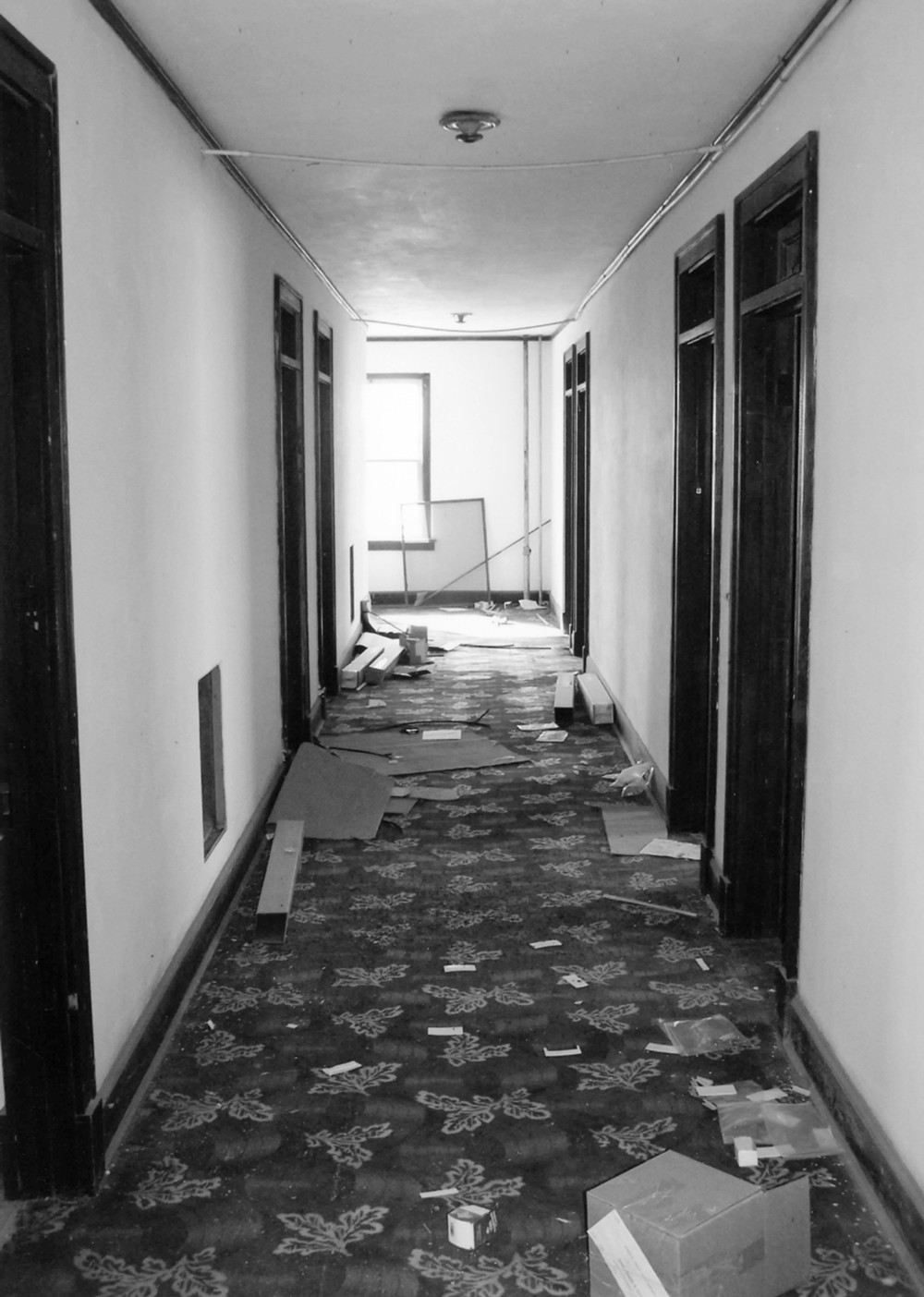 Hotel Franklin, Mangum Oklahoma Third floor hallway from elevator (typical of all floors) (2007)