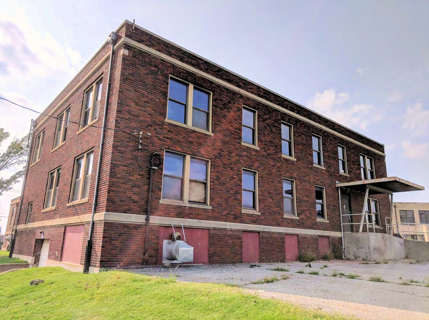Oklahoma City Schools Administration Building, Oklahoma City Oklahoma South elevation and east elevation (back) of 1928 addition (2019)