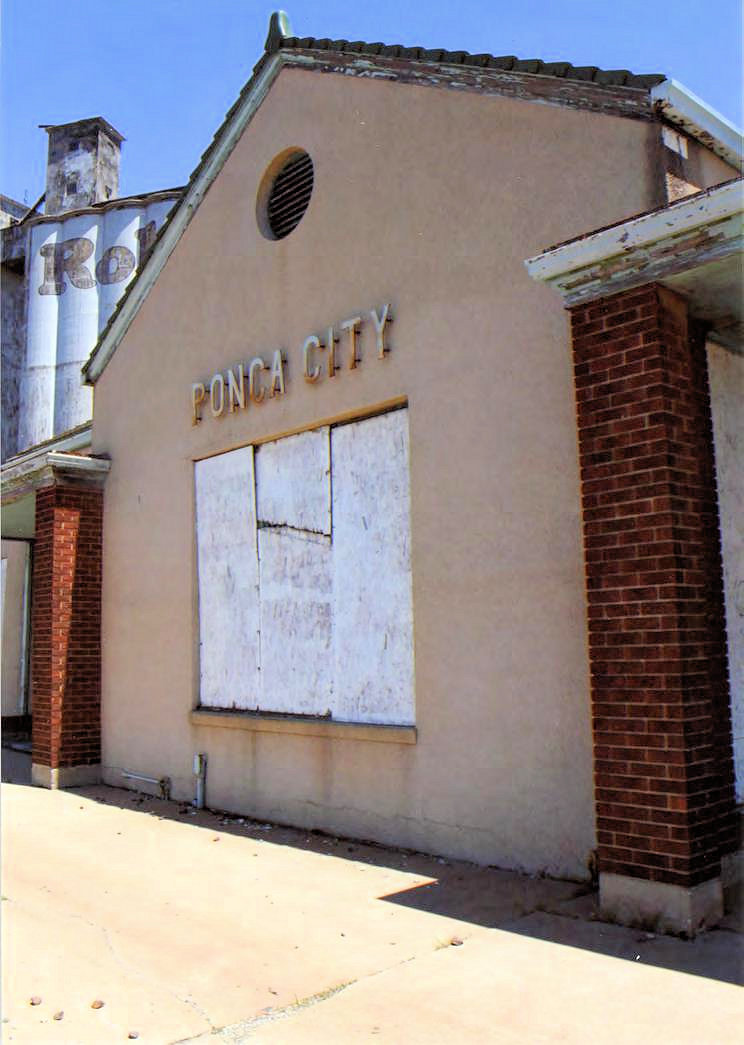 Santa Fe Depot, Ponca City Oklahoma West signage (2011)
