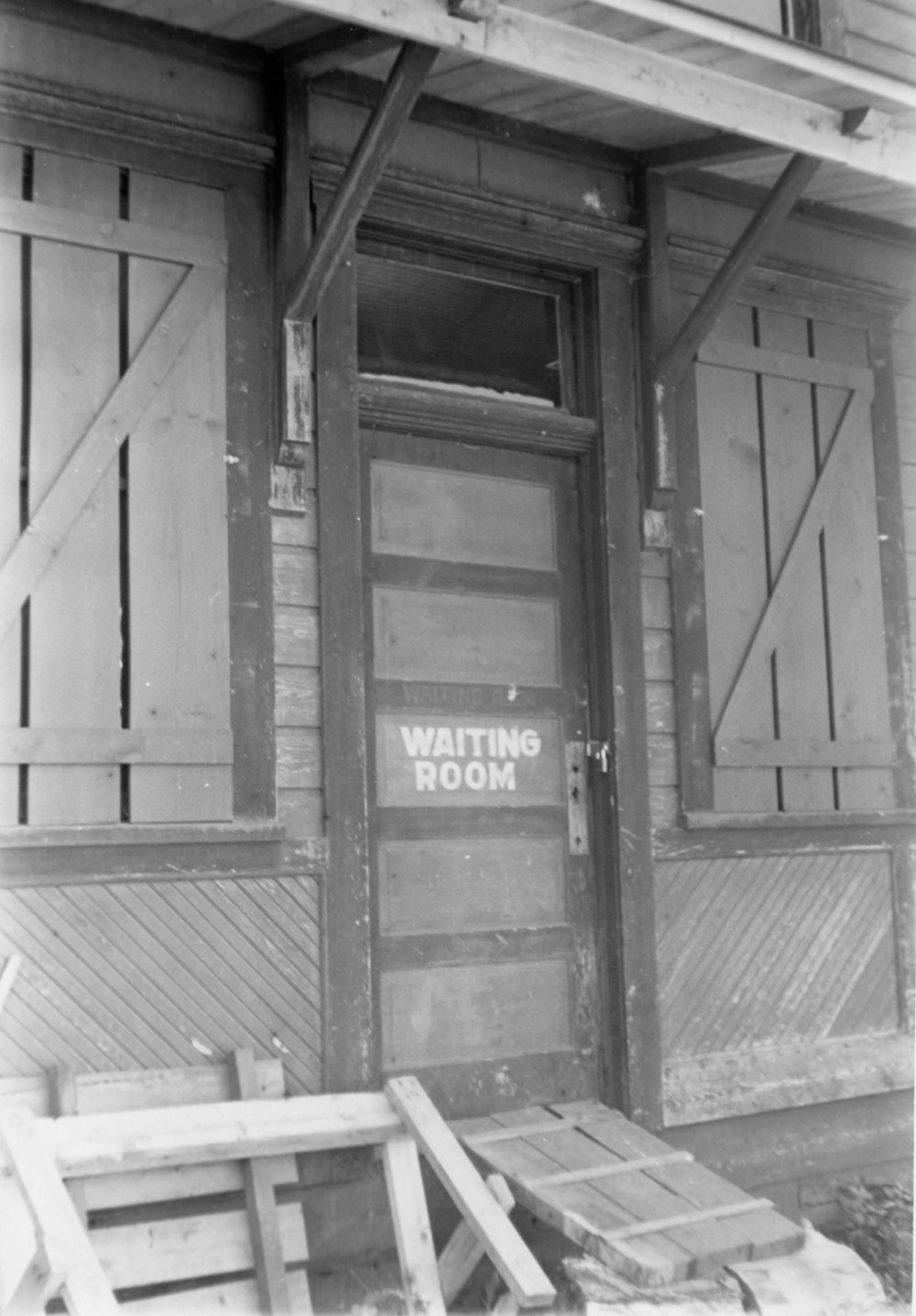 Sumpter Valley Railway Passenger Station, Prairie City Oregon North entrance to waiting room (1980)