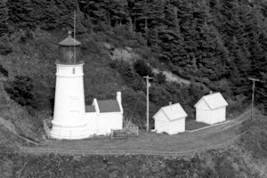 Heceta Head Lighthouse and Keepers Quarters, Roosevelt Beach Oregon