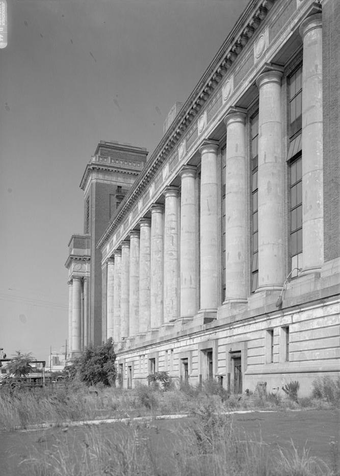 Chester Electric Power Station - PECO Energy, Chester Pennsylvania 1997 SOUTH ELEVATION (BOILER HOUSE EXTERIOR) LOOKING TOWARD COAL TOWER No. 1 FROM THE SOUTHEAST