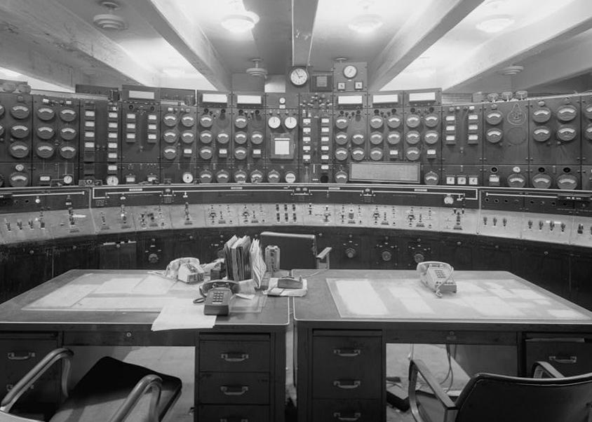 Chester Electric Power Station - PECO Energy, Chester Pennsylvania 1997 SWITCH HOUSE, THIRD FLOOR CONTROL ROOM