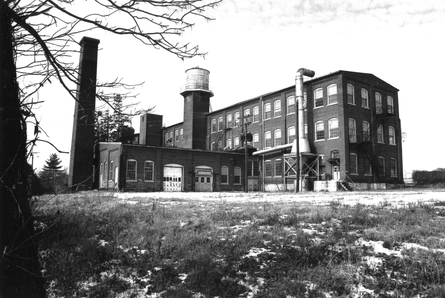 Looking from the southeast corner of the site looking in a northwesterly direction (1980)