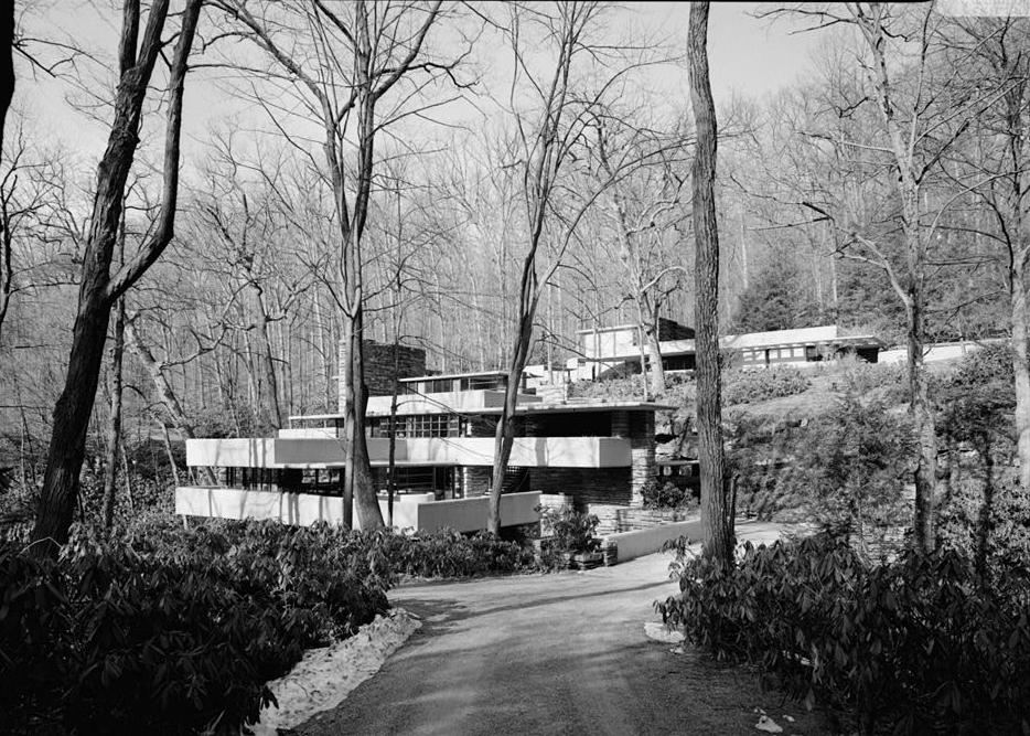 FallingWater - Frank Lloyd Wright House, Mill Run Pennsylvania HOUSE AND GUEST HOUSE [BACKGROUND] FROM DRIVEWAY TO THE EAST.