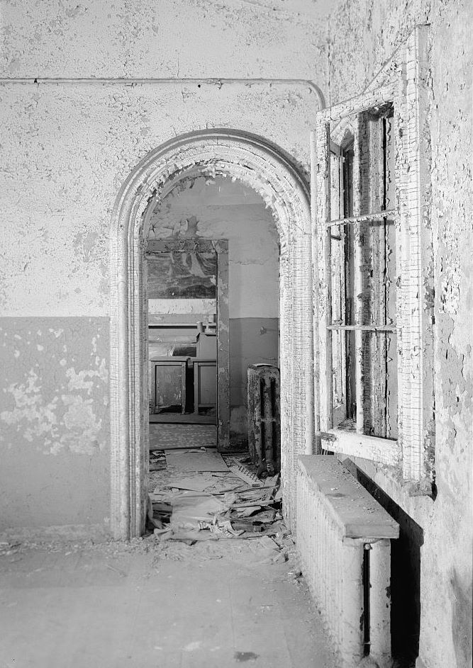 Eastern State Penitentiary, Philadelphia Pennsylvania Interior view, chaplain's office (1998)