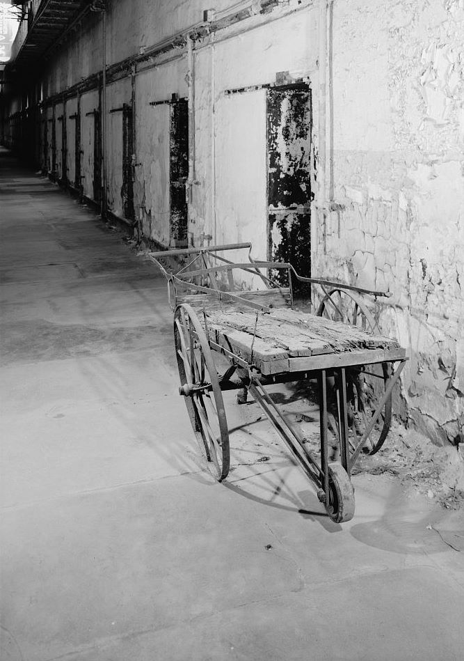 Eastern State Penitentiary, Philadelphia Pennsylvania Interior view, cell block four, cart (1998)