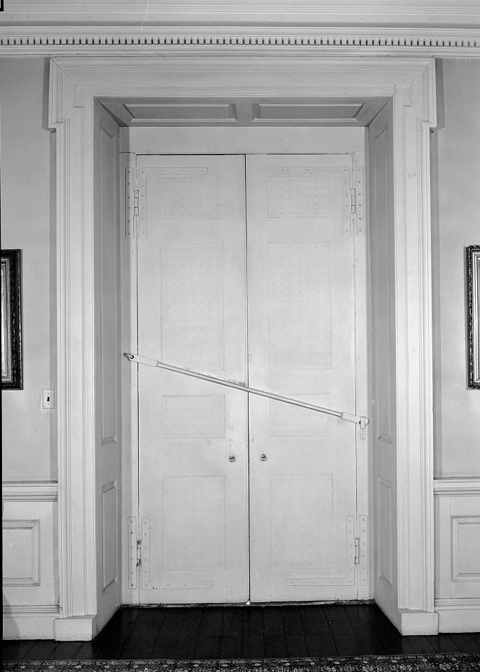Cliveden - Chew House, Philadelphia Pennsylvania MAIN DOORS WITH LOCK RAIL, MAIN HALL