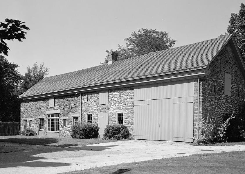 Cliveden - Chew House, Philadelphia Pennsylvania BARN (STABLE-OFFICE BUILDING), FROM SOUTHEAST. NOTE ABSENCE OF CUPOLAS