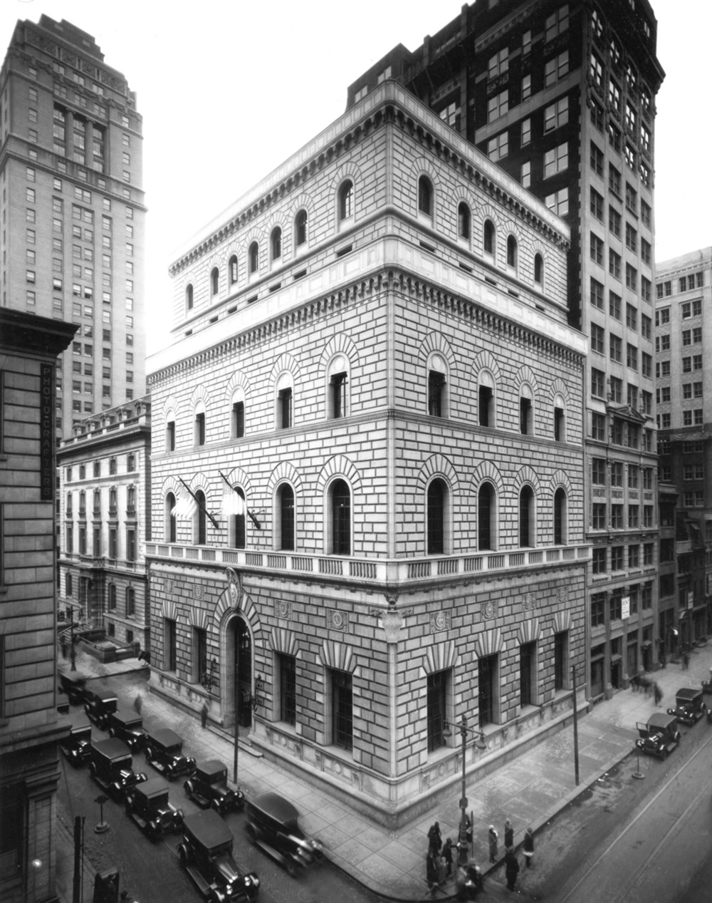 Drexel and Company Building, Philadelphia Pennsylvania View from southwest (1927)