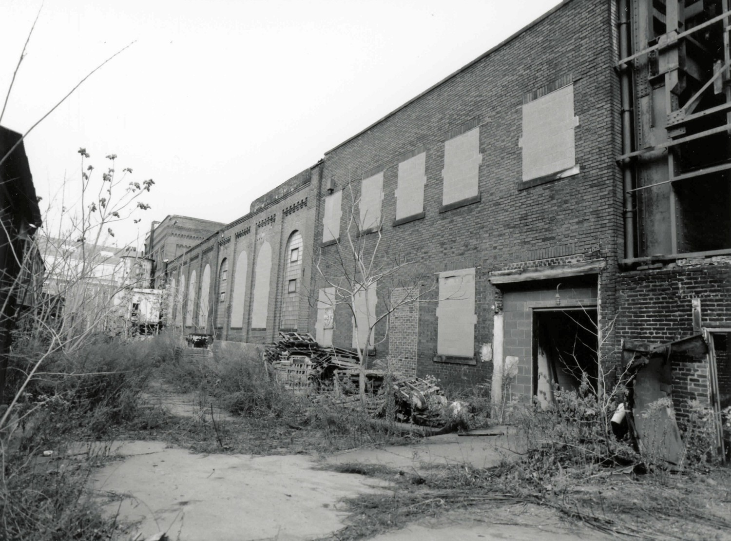 Consolidated Ice Company Factory No. 2, Pittsburgh Pennsylvania  (1999)