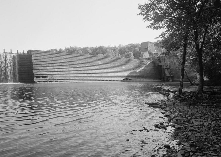 Middle Creek Hydroelectric Dam, Selinsgrove Pennsylvania NON-OVERFLOW SECTION OF DAM (1992)