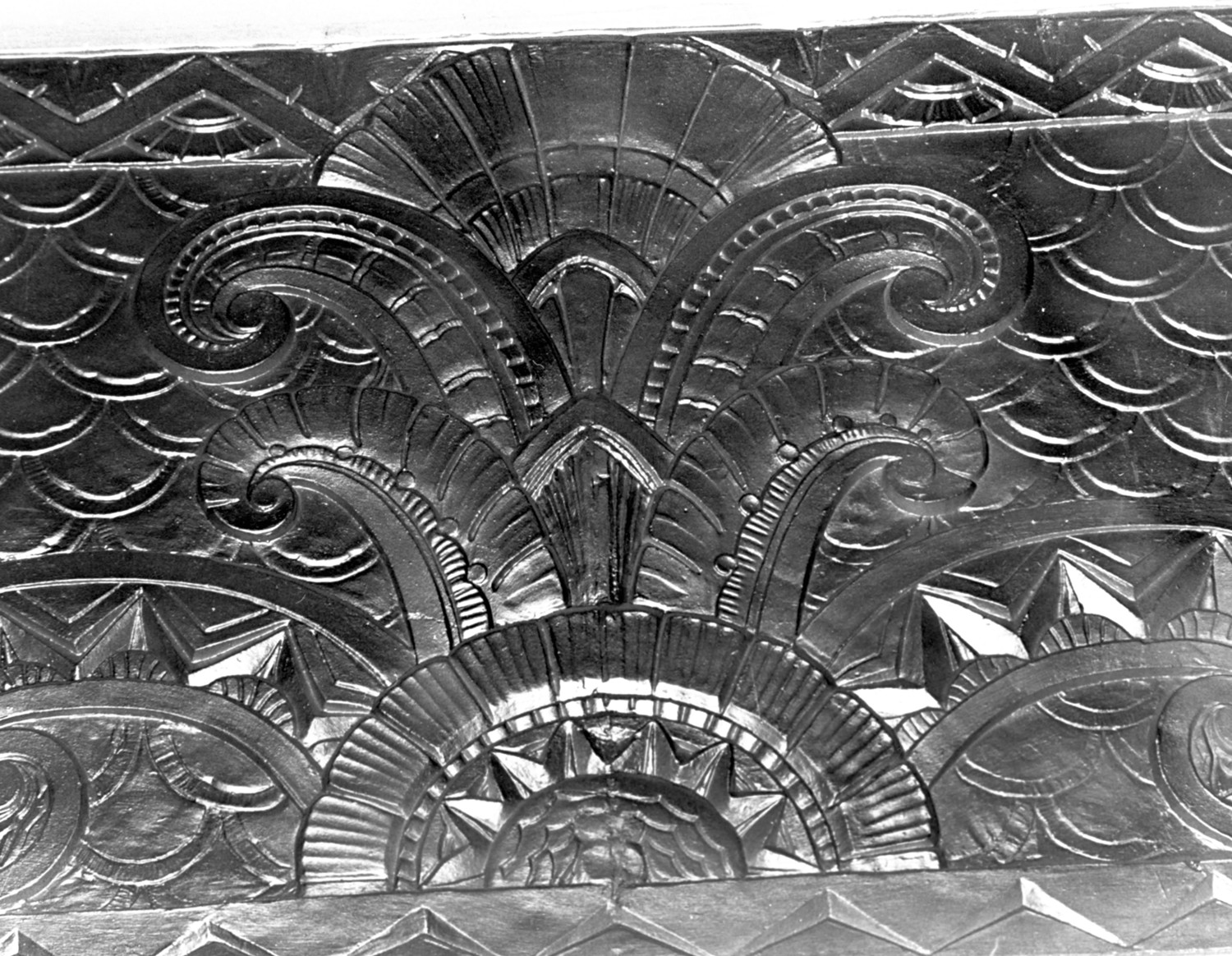 Comerford Theater - Paramount Theatre, Wilkes-Barre Pennsylvania Decorative frieze in the central octagonal foyer (1979)