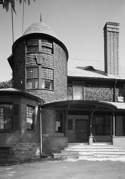 Isaac Bell House (Edna Villa), Newport Rhode Island 1969 VIEW OF ENTRANCE AND TOWER, SOUTH FRONT