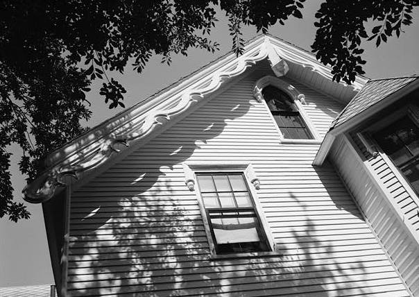 Daniel T. Swinburne House, Newport Rhode Island 1969 DETAIL OF WEST GABLED END