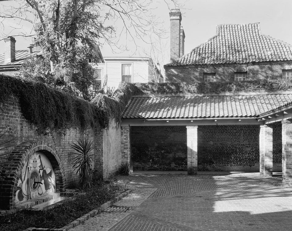 Courtyard, tiled roofs and garden walls - Dock Street Theatre, Charleston South Carolina
