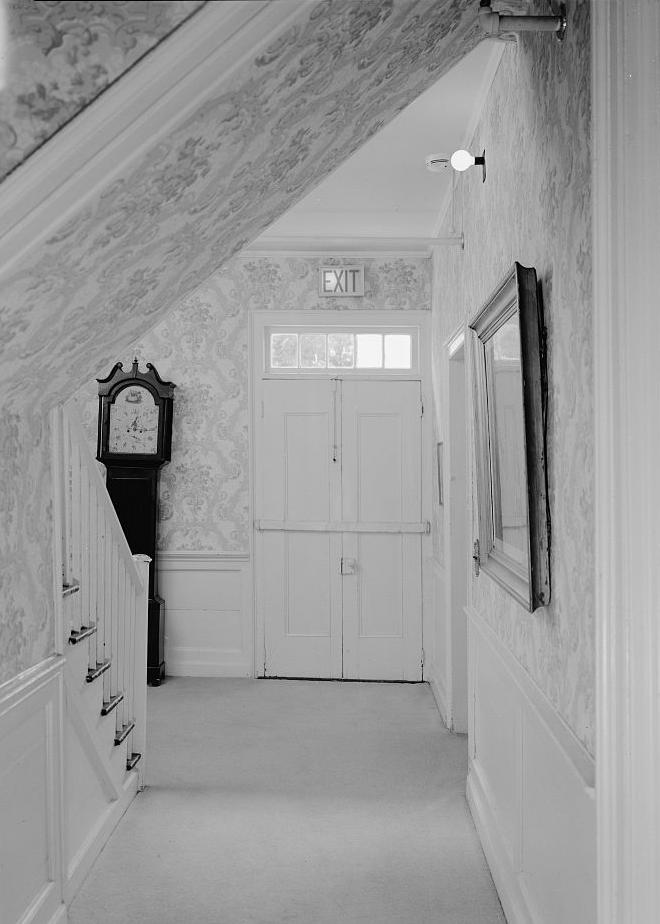 Fort Hill - McElhenny-Calhoun-Clemson House, Clemson South Carolina East entry hall looking east past the stairs to the double doors of the east entrance