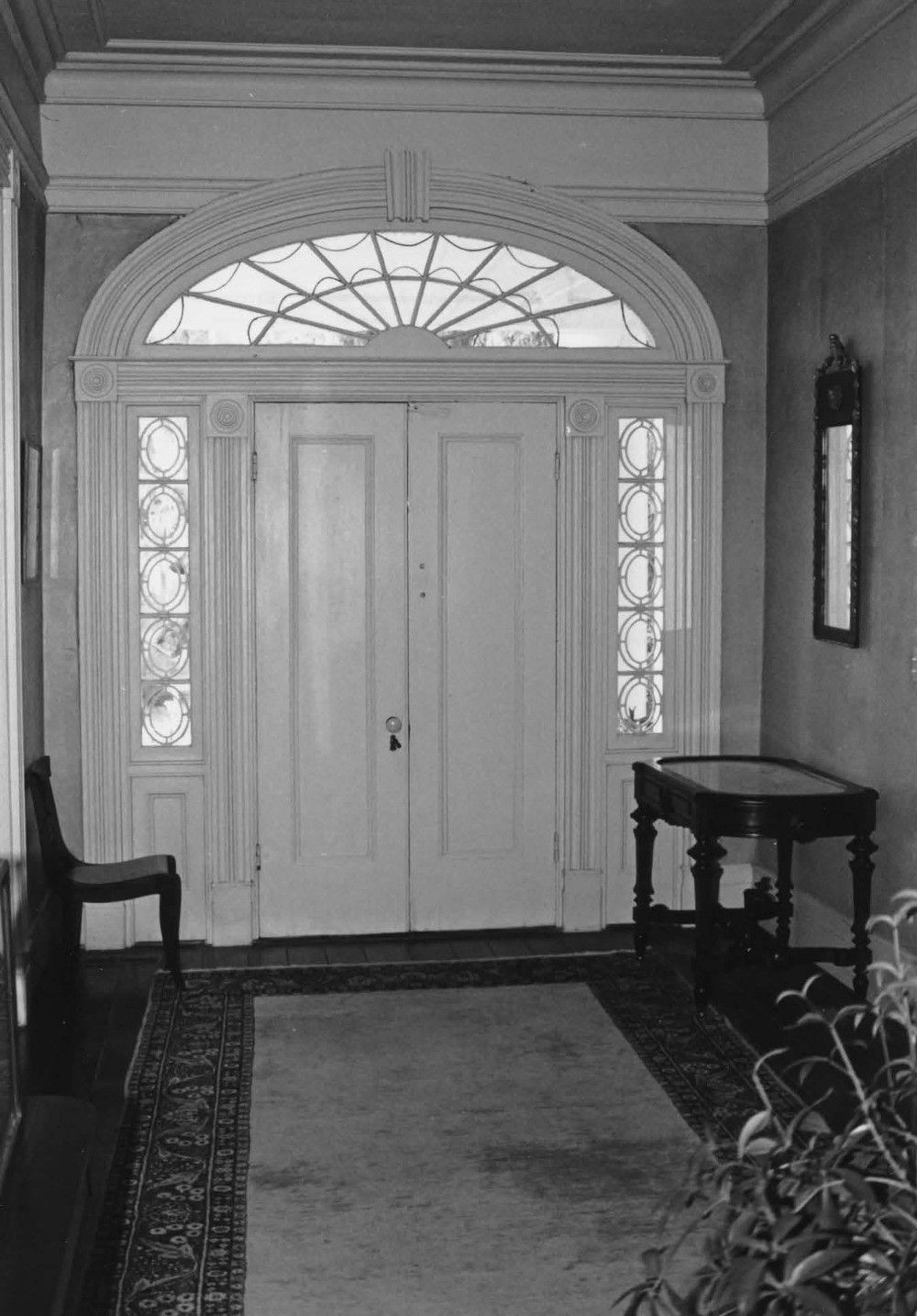 Oaklyn Plantation, Darlington South Carolina Oaklyn Plantation House, front door from central hall (1991)